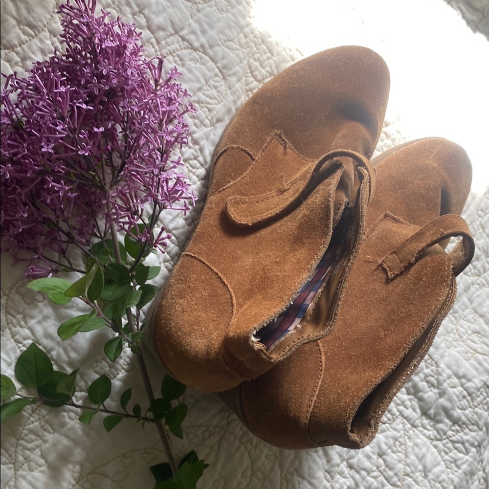 White Mountain Brown Ankle Boots Comfortable Suede